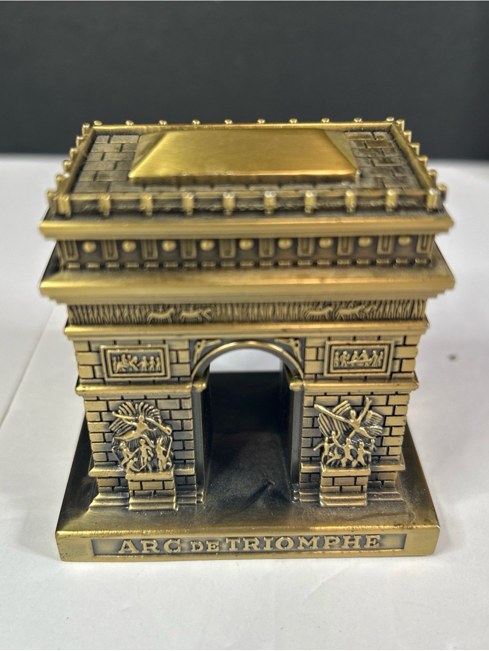 Vintage Paris France paperweight arc de triomphe souvenir